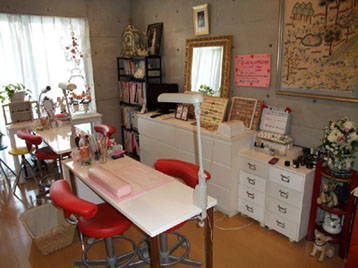 ��gOCAT����X�O�I�������̂���W�F������l�C��EMI NAIL